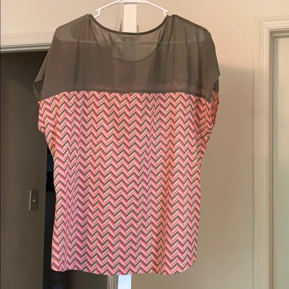 Blouse - Picture 2 of 3